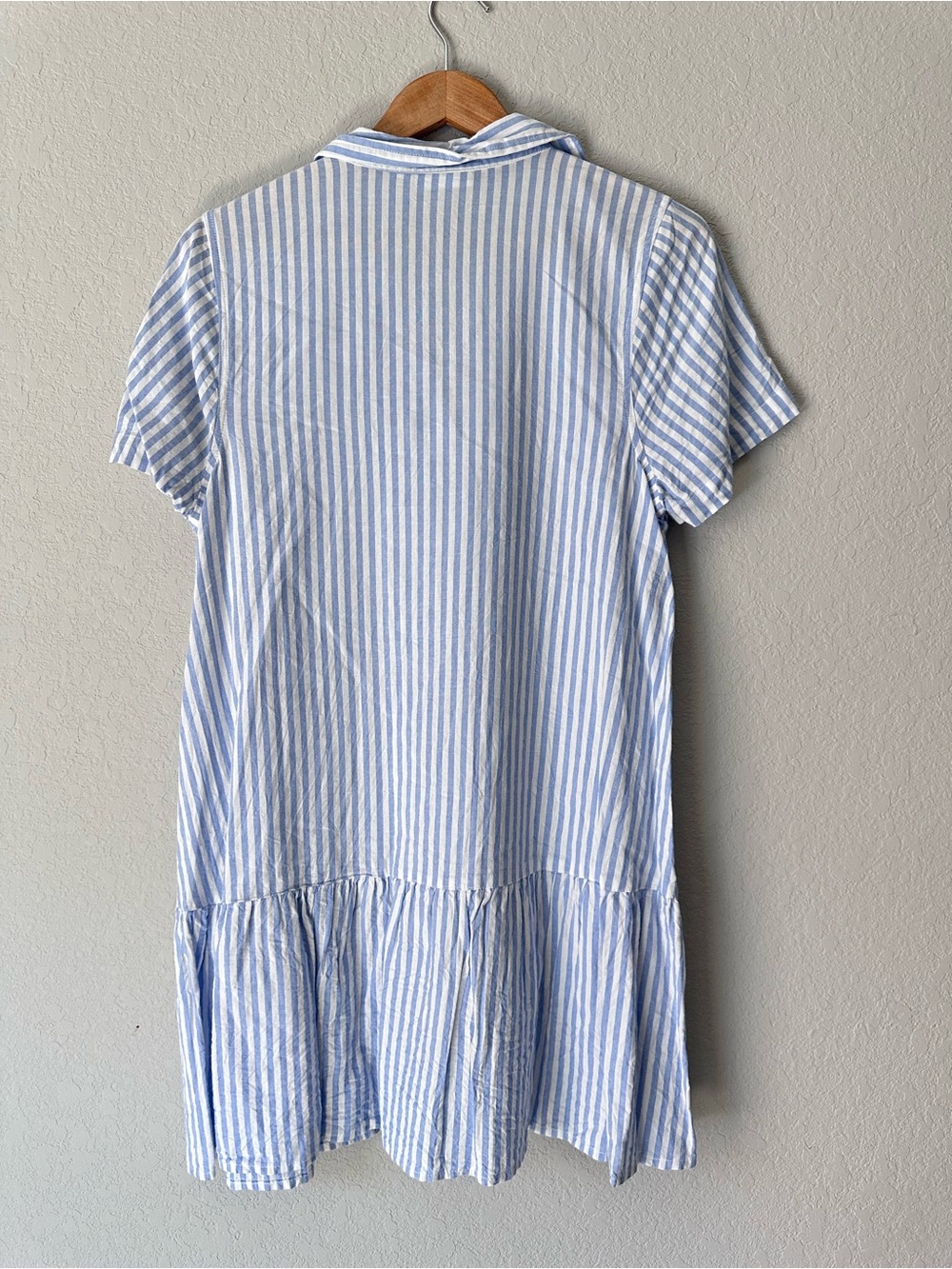 Shirt Subcategory Identification - Picture 4 of 4